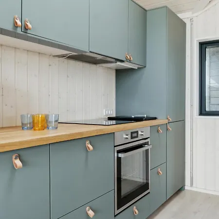 Holiday home Awesome In With Kitchen Stege